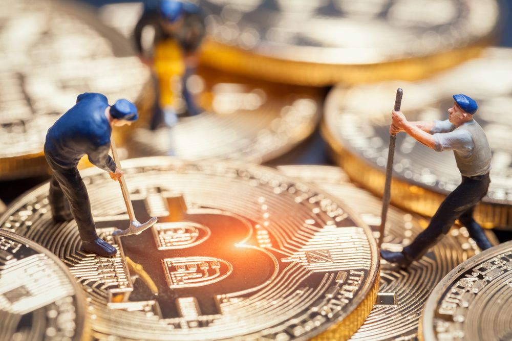 Best 5 Cryptocurrency Mining Stocks to Watch or Buy Now