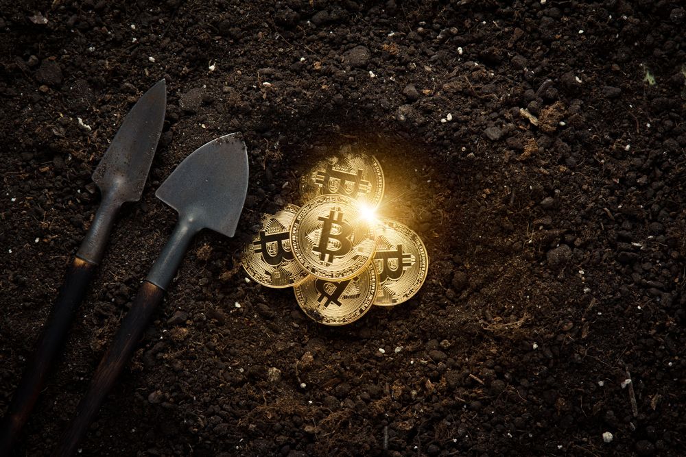 Bitcoin Mining Revenue Records New Yealy High Amid ETF-Driven Rally
