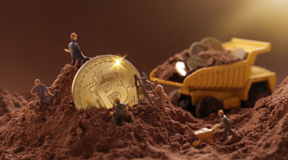 Report: Public Bitcoin Miners Raised Over $2 Billion a Few Weeks Before Halving